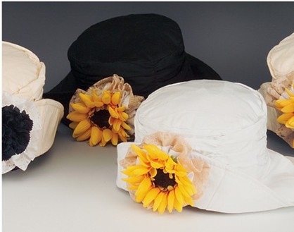 Gathered Crown Hat with Bows