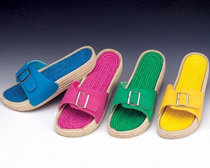 Find Wholesale Flip Flops,  Sandals & Water Shoes at seagullintl.com